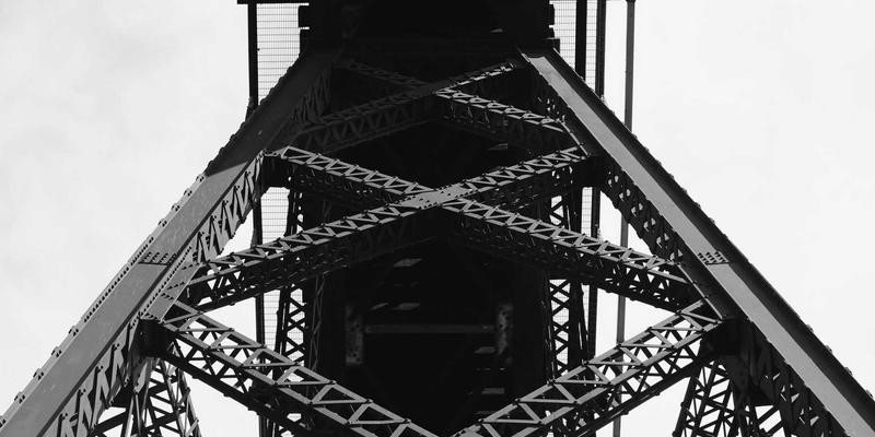 品牌焕新全攻略：如何科学评估、精准决策并高效执行品牌升级，守住核心资产