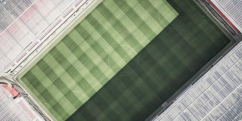 破茧新生：传统品牌如何通过VI、广告与品牌设计三重奏，成功俘获Z世代心智